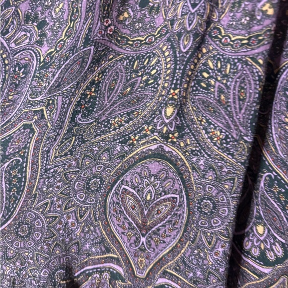 Elegant Paisley Long Sleeve Dress - Picture 3 of 5